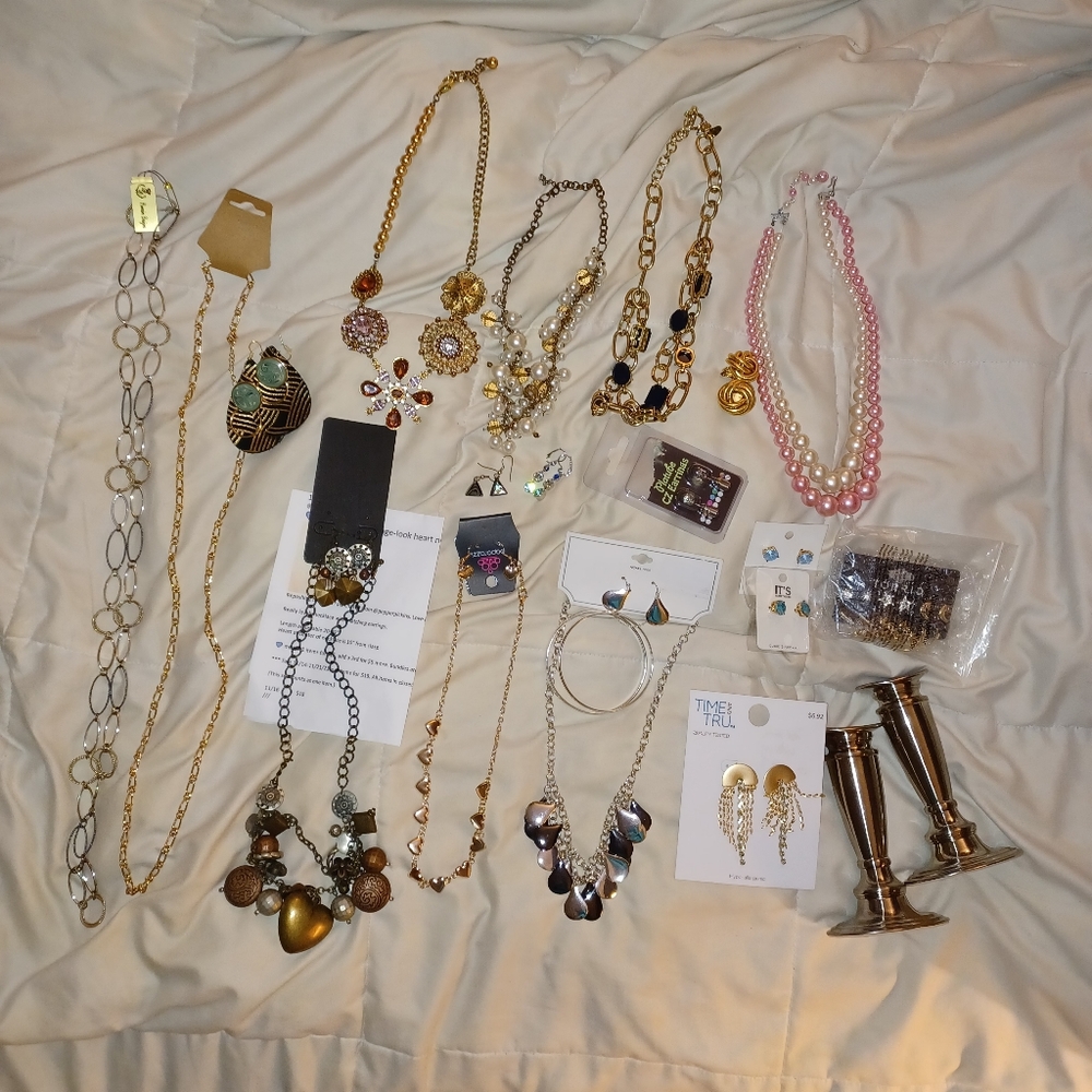 Jewelry found Apr 2023